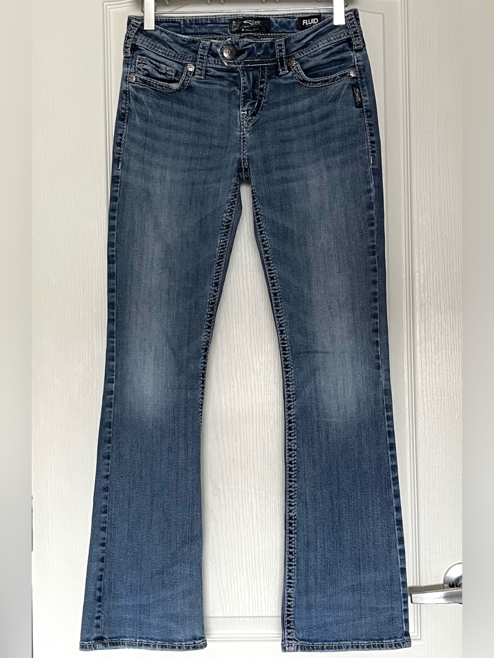 Silver Jeans Co Tuesday Low Bootcut Fluid Denim Thick Stitch W27 L31